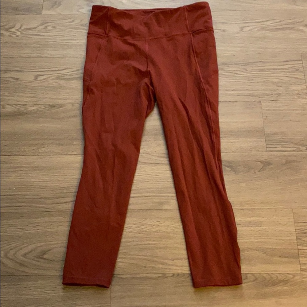 lululemon Final Lap crops